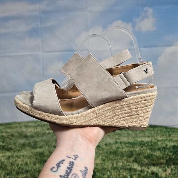 Vionic | Brooke SDE Genuine Suede Supportative Espadrille Wedges \\ SIZE 10 - Picture 9 of 16